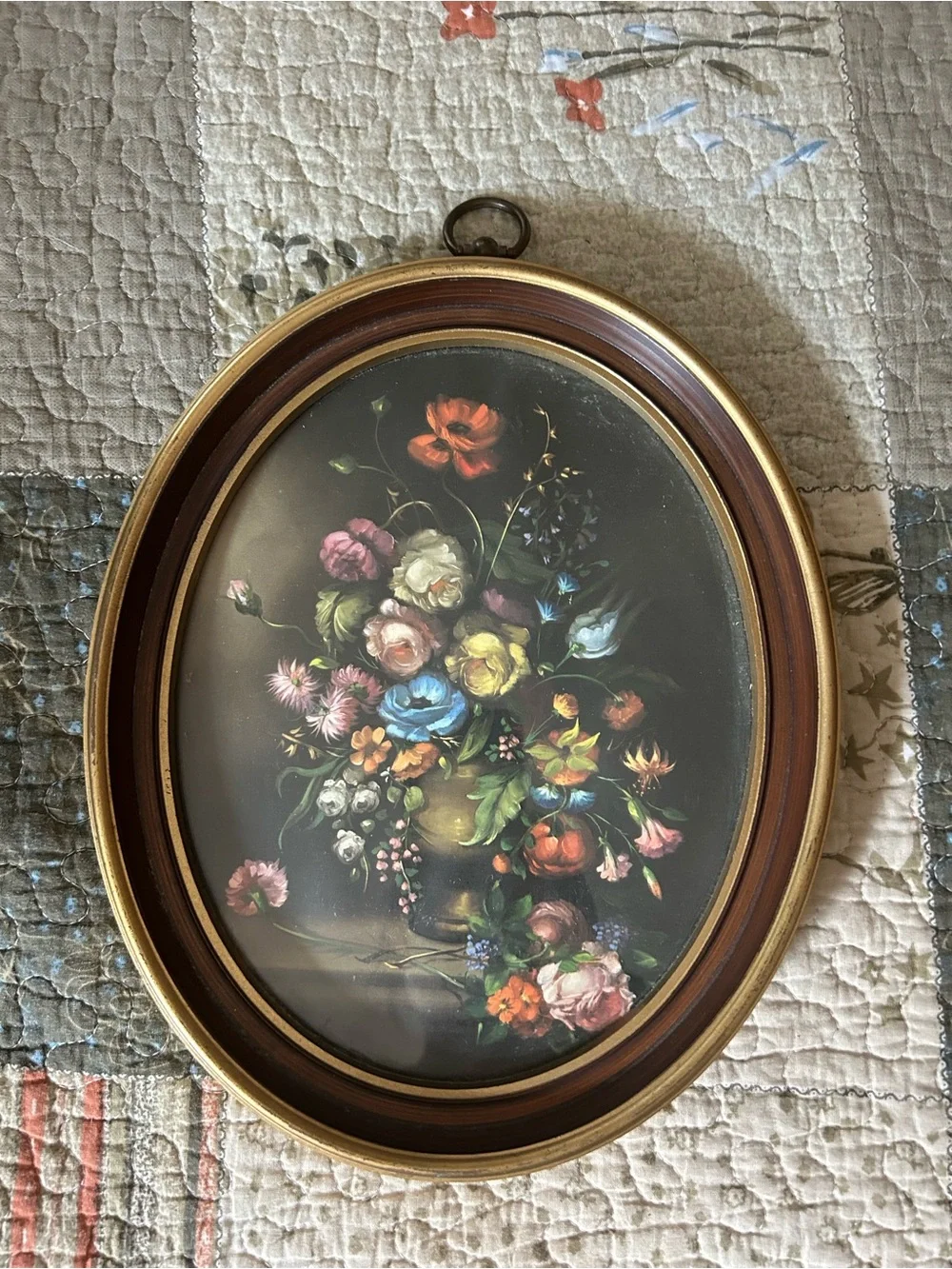 Vintage Oval Floral Wall Art in Brown and Gold Frame